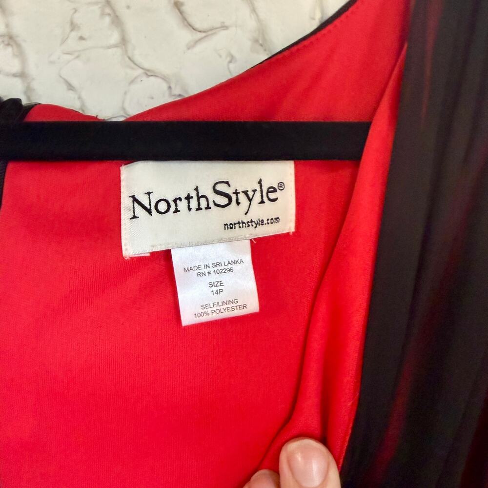 NorthStyle Burgundy Black Overlay Dress Women 14P Petite Sleeveless Ruched Waist - Picture 4 of 12